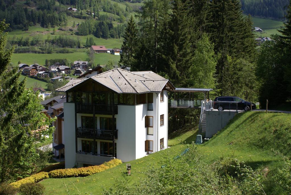 Haus Im Turm Apartment Bad Kleinkirchheim Exterior foto